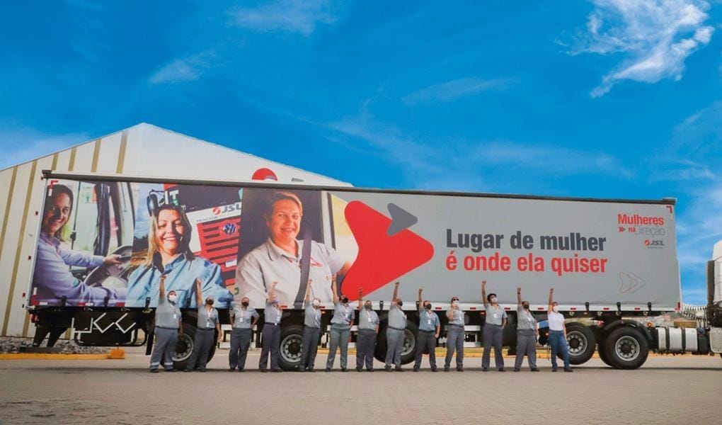 JSL prepara mulheres para operar máquinas no Mato Grosso do Sul