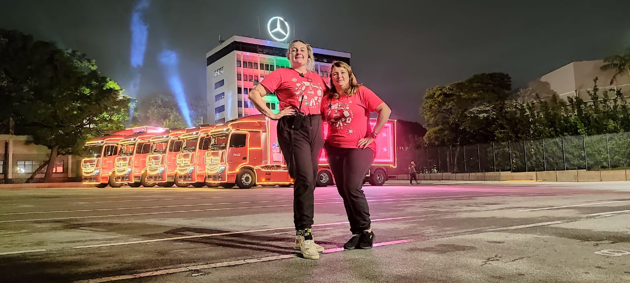 Estrela da Mercedes-Benz lidera Caravana Iluminada de Natal, da Coca-Cola  FEMSA, por mais um ano